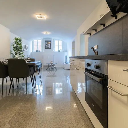 Fewomo, Moselzeit Apartment, Stilvolle Fuer Geniesser Naehe Schloss