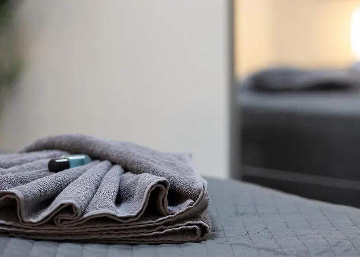 Fewomo, Moselzeit Apartment, Stilvolle Fuer Geniesser Naehe Schloss リーザー