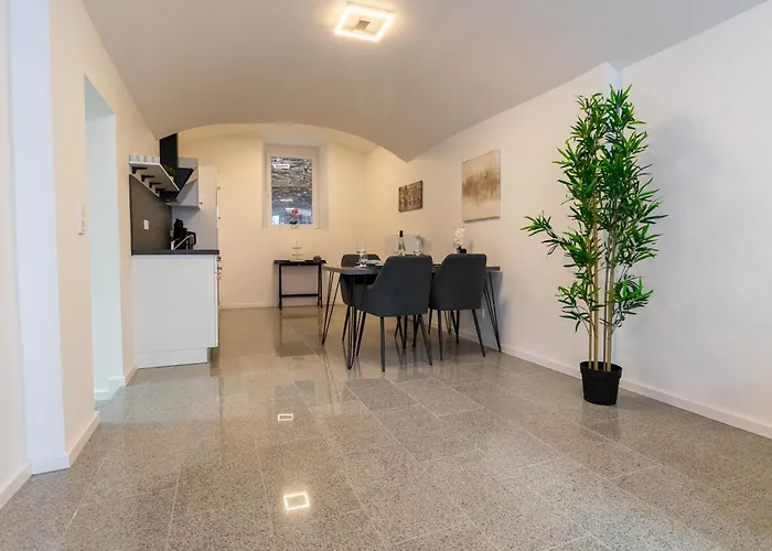 Fewomo, Moselzeit Apartment, Stilvolle Fuer Geniesser Naehe Schloss * リーザー